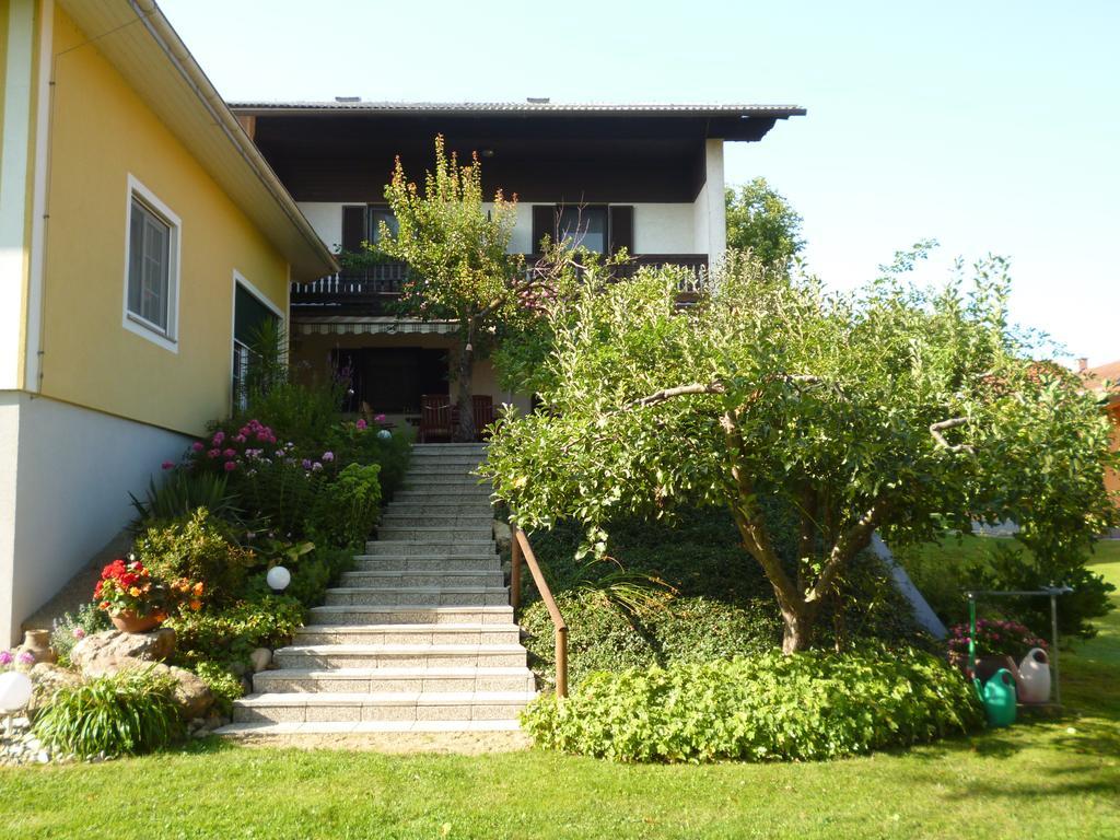 Gaestehaus Schleich Bad Radkersburg Exterior foto