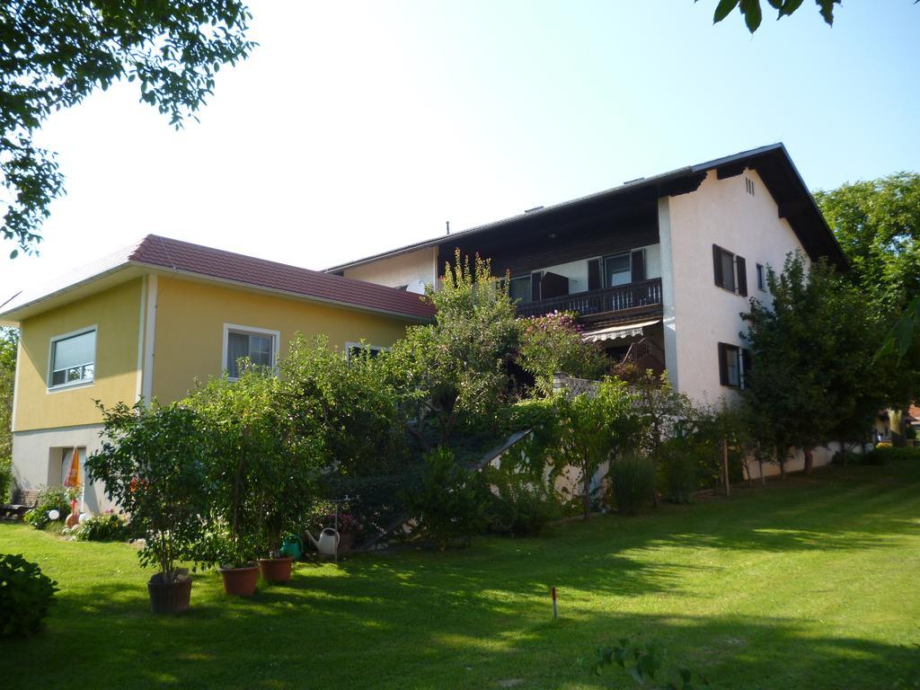Gaestehaus Schleich Bad Radkersburg Exterior foto